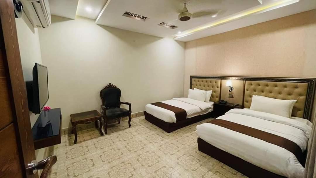 Golden Sand Hotel Rahim Yar Khan Buitenkant foto