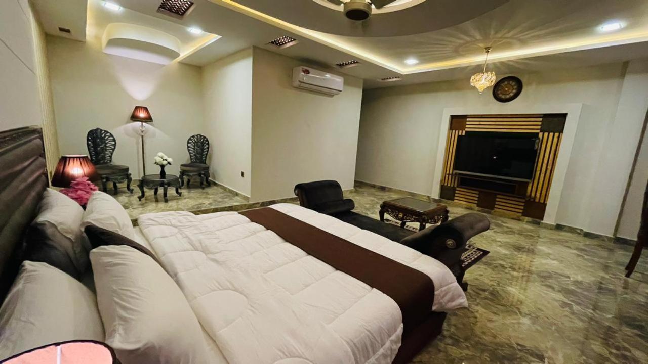 Golden Sand Hotel Rahim Yar Khan Buitenkant foto